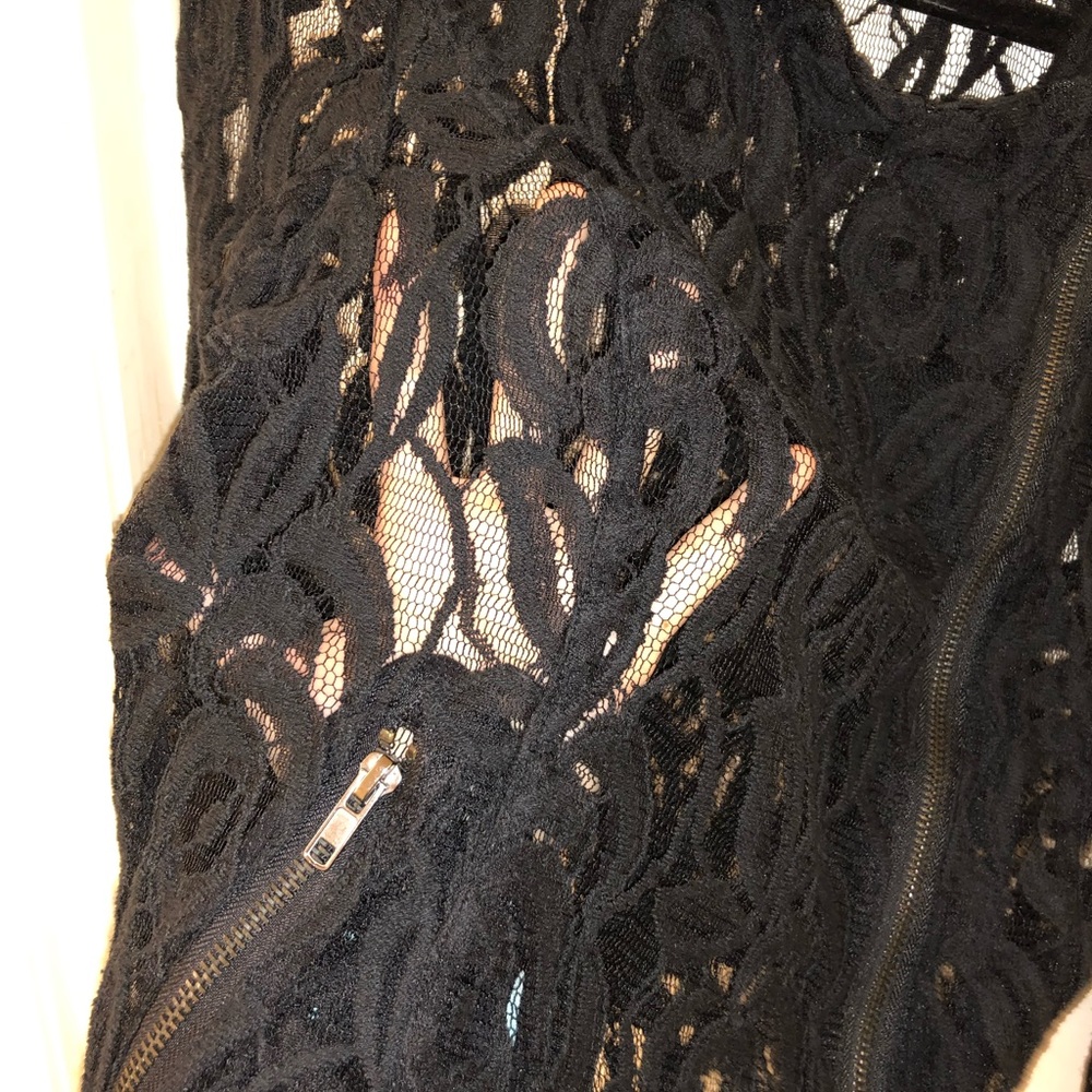 Lace jacket - Picture 4 of 5